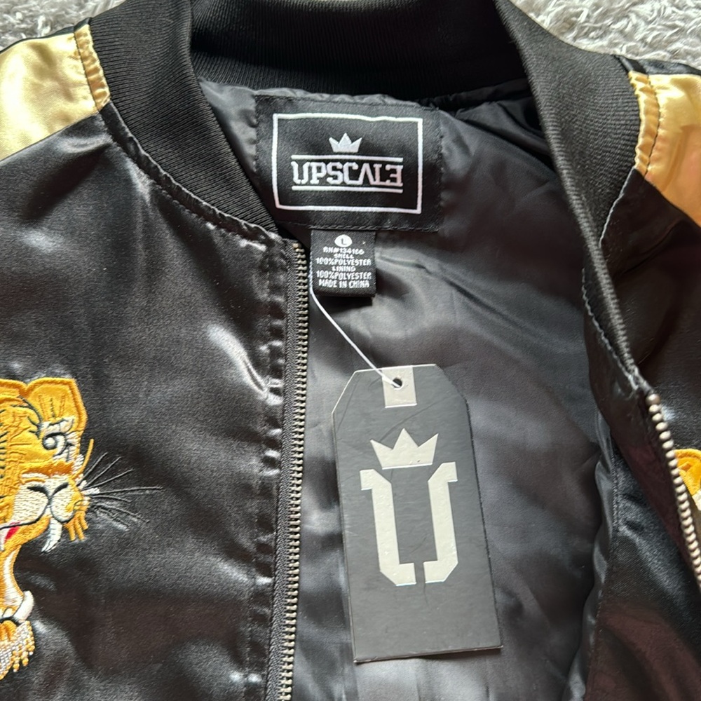 Men’s “Upscale” Tiger Jacket View 2